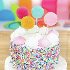 POMPOM CAKE TOPPERS